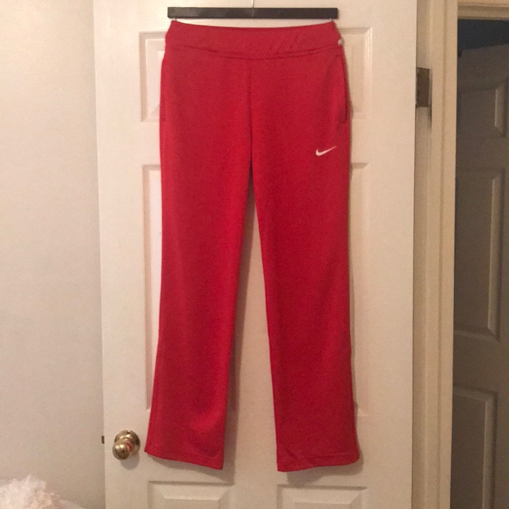 NWOT Woman’s Nike Dri-Fit Pants 🎀